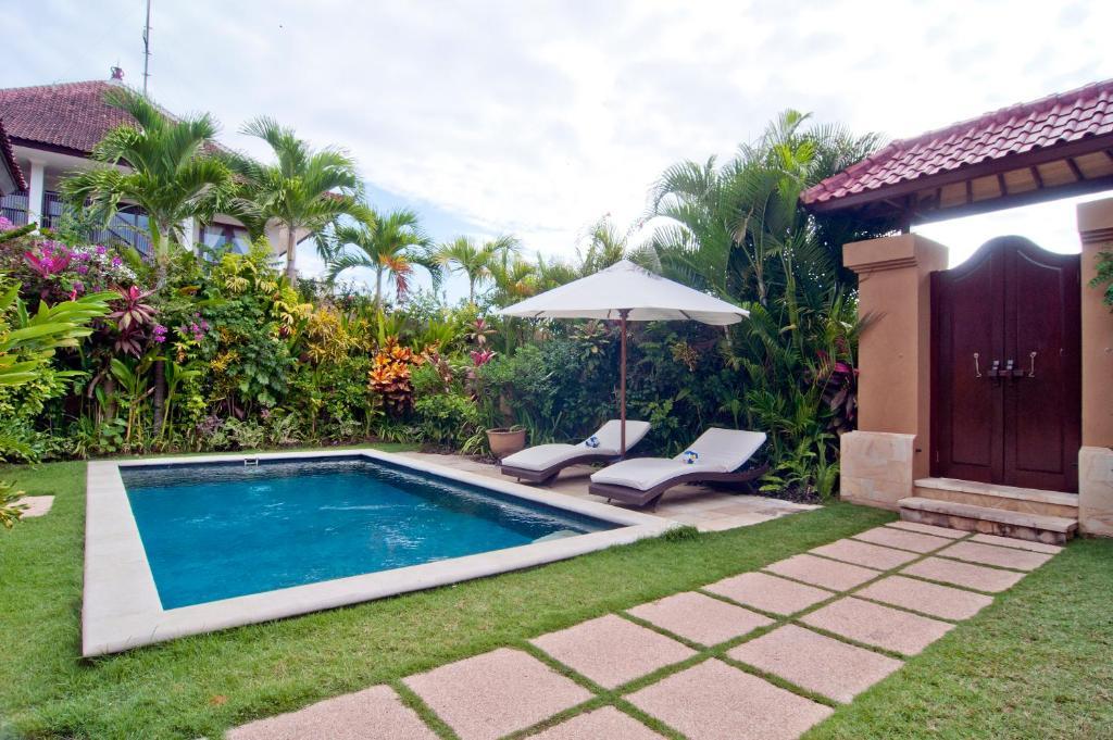 Villa Selaras Sanur Oda fotoğraf